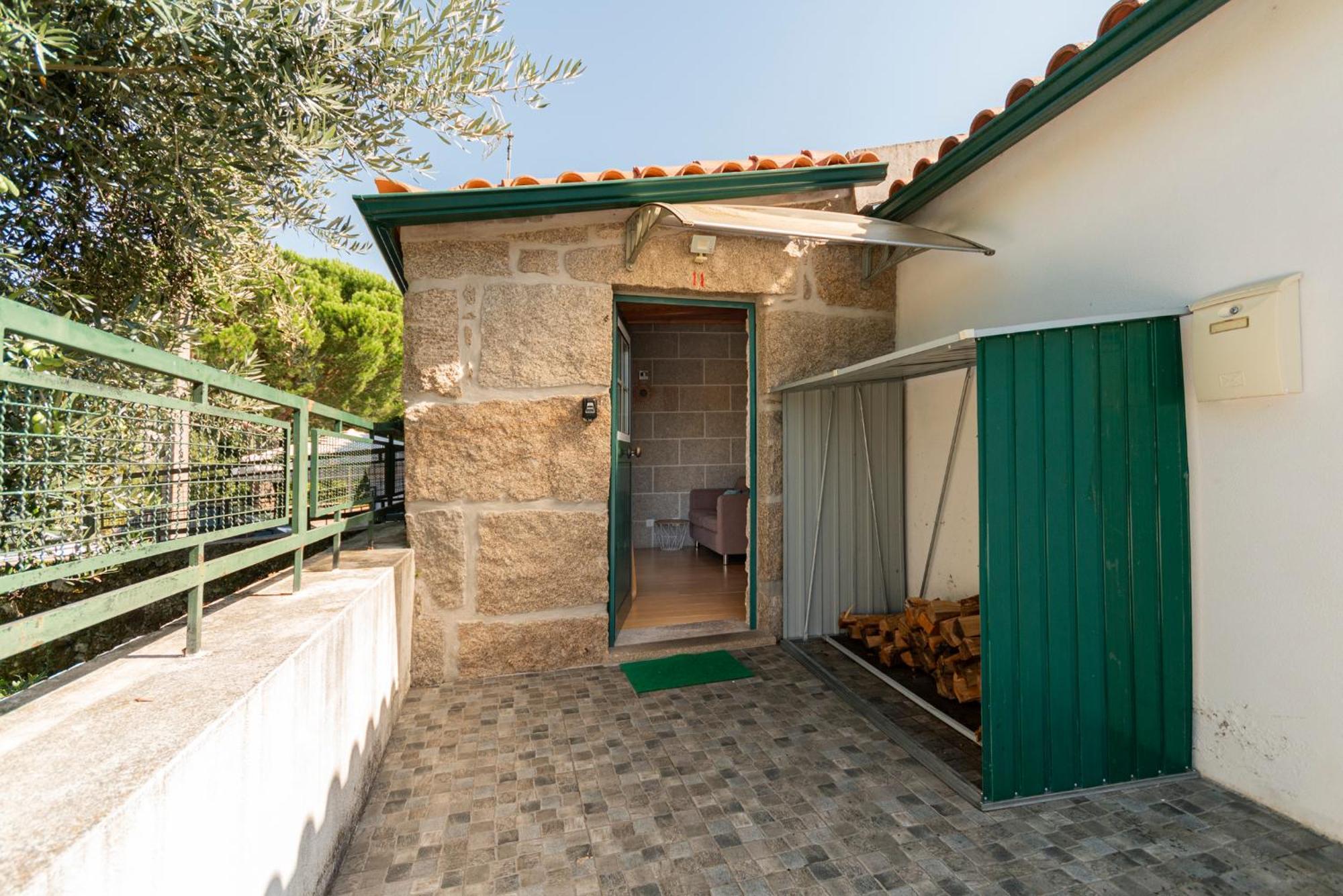 Casa Rustica T2 Com Salamandra E Cozinha - Seia - Serra Da Estrela - Casa Do Loureiro II Εξωτερικό φωτογραφία