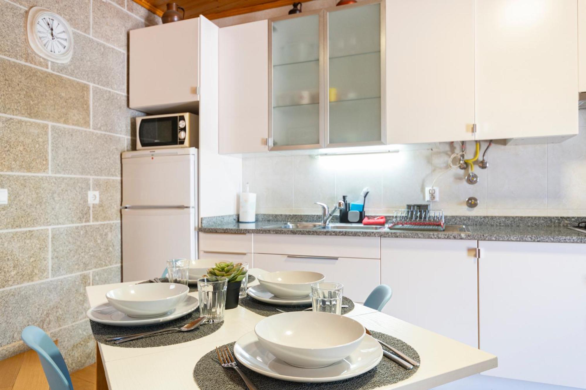 Casa Rustica T2 Com Salamandra E Cozinha - Seia - Serra Da Estrela - Casa Do Loureiro II Εξωτερικό φωτογραφία